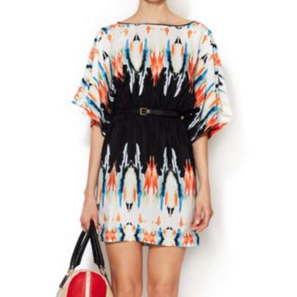 Silk dress multicolored. Feather motive.